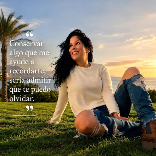Gaby Ramírez at sunset, on the grass